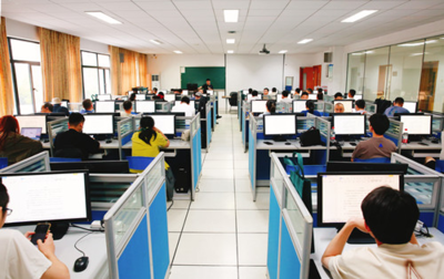 蒼南縣中小學教育信息化領(lǐng)導力提升及網(wǎng)絡安全培訓班在西湖校區(qū)順利舉辦